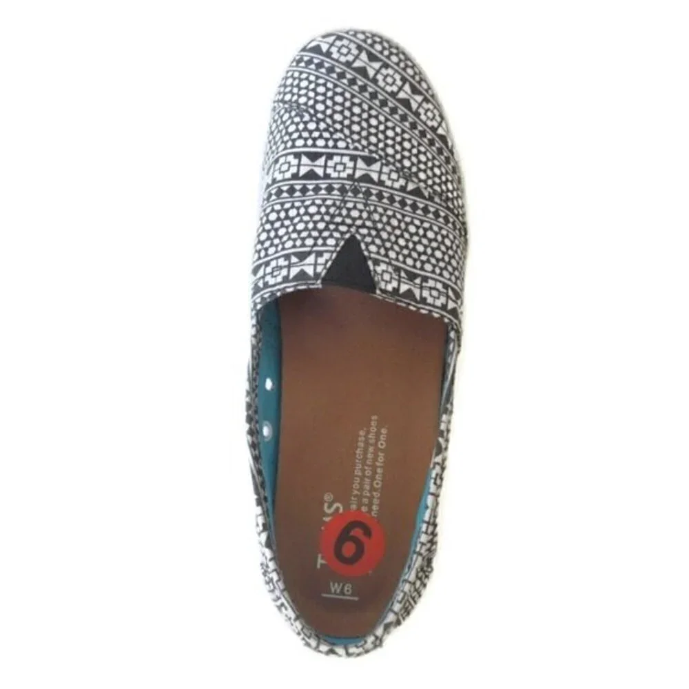 TOMS Slip On Flats Womens Size 6 Black White Geometric Casual Canvas Shoes